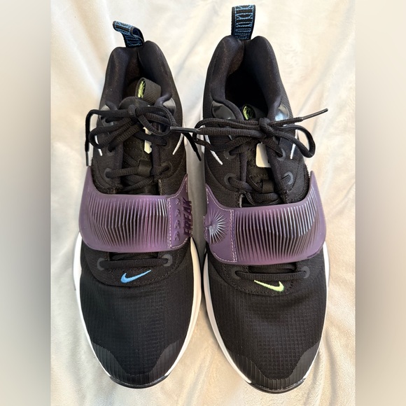 Nike Other - Nike Zoom Freak 3 Giannis Men's Basketball Shoes Mens Sz 11 excellent condition